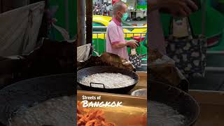 Streets of Bangkok, Thailand. #walkingtour #streetlife #citywalk #bangkok