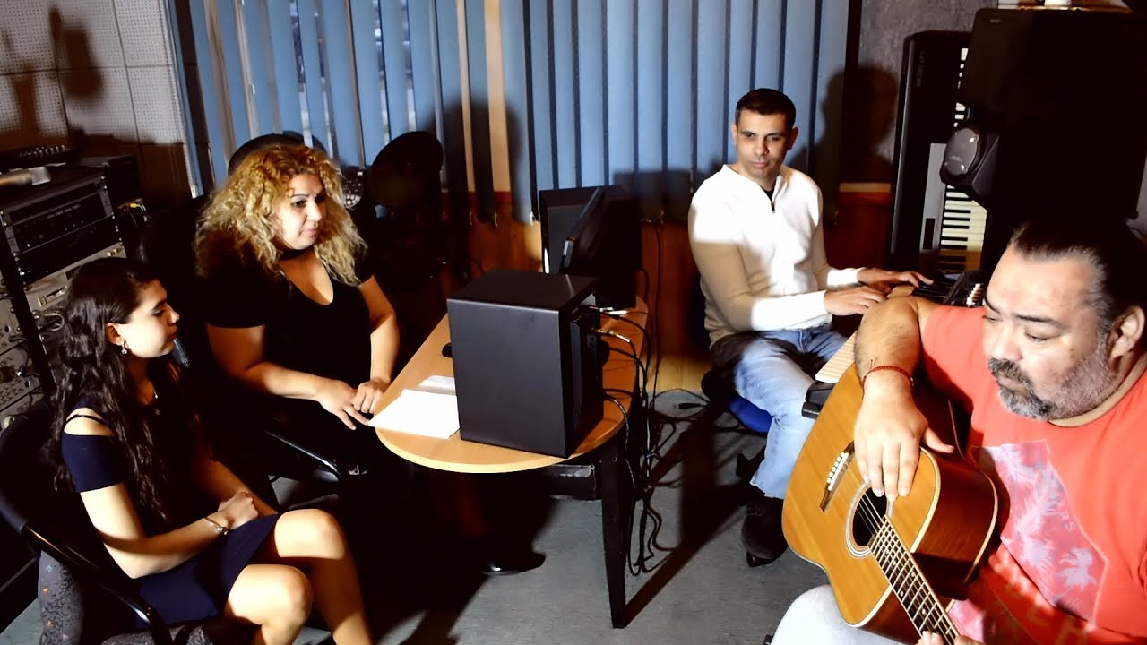 Kamil Polakovič & Gipsy Janka - KRÁSNY DEŇ