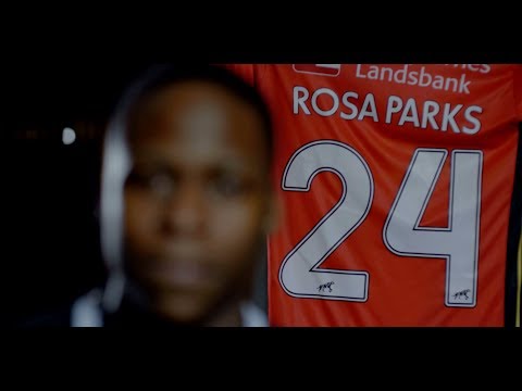 FC Nordsjælland's men playing with their lady hero's on the shirts