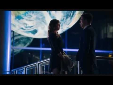 Arrow 1x01| Pilot| Laurel and Oliver| Moments| Love