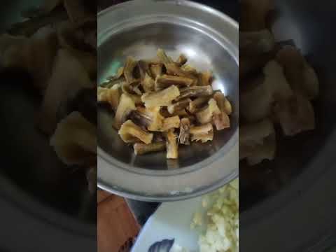 লইট্টা শুটকি ভুনা রেসিপি শুটকি মাছ কাটা ধোঁয়া পরিষ্কার করার পদ্ধতিসহ - Loitta Shutki Bhuna Recipe