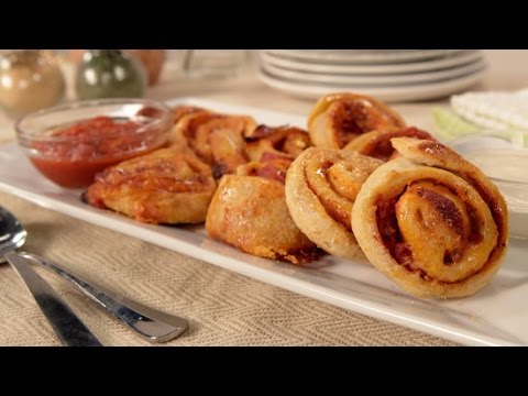 How to Make Pizza Pinwheels | Eat the Trend