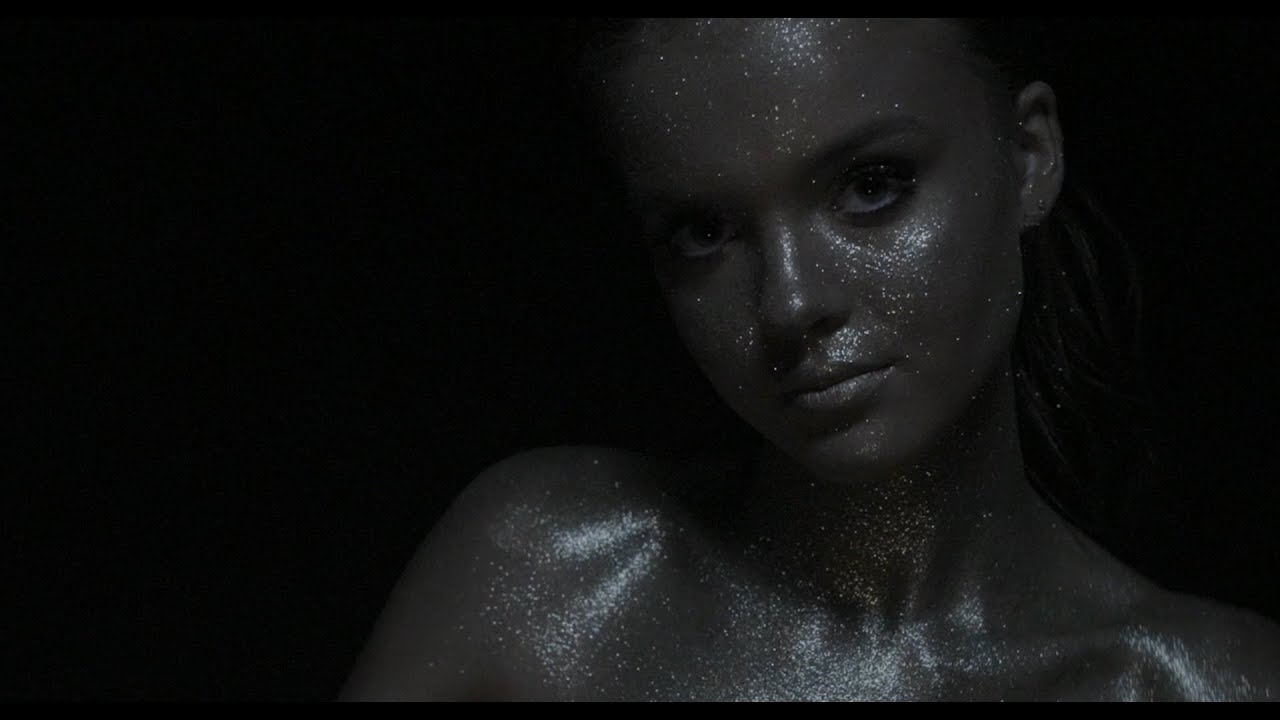 Anna Zak — Money Honey