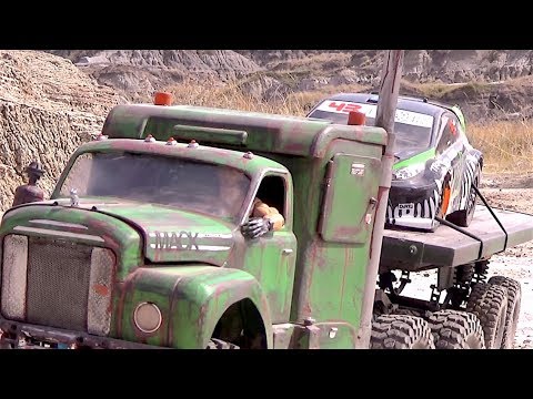 Can you dirt drift a rally car under a semi truck trailer? in Scale Town - RC CWR