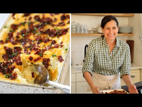 Twice Baked Potato Casserole | The Perfect Thanksgiving & Christmas Side Dish!