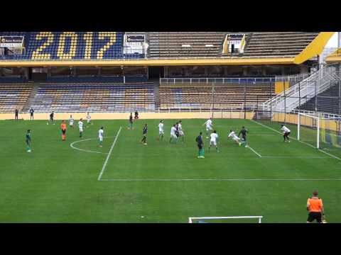 Gol en contra de Kippes tras un tiro libre de Leo Gil #RosarioCentral 3-1 #Sarmiento