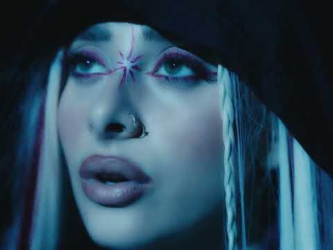 LA GENTE MIENTE - VIVI K (Videoclip oficial)