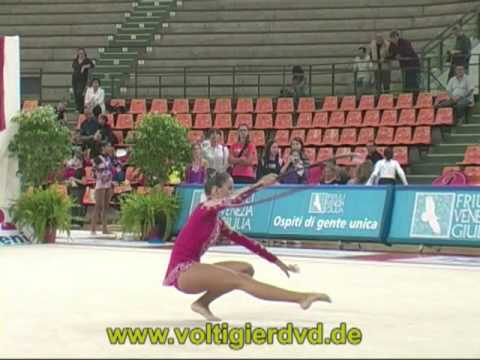 Udine 2009 - 14 Hoop - Ludovica Pividori