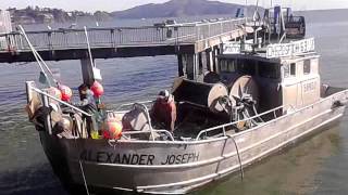 preview picture of video 'Sausalito herring boat fishermen'