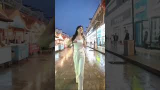 Download lagu Duan na: There's more to life than work, there's poetry and faraway places! mp3 Download lagu Duan na: There's more to life than work, there's poetry and faraway places! mp3