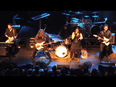 CRYSTAL GATES - Full show en MMBOX (1/3/2018) - Montevideo, Uruguay