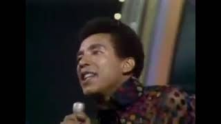 Smokey Robinson &amp; The Miracles - The Tears of a Clown (Live)