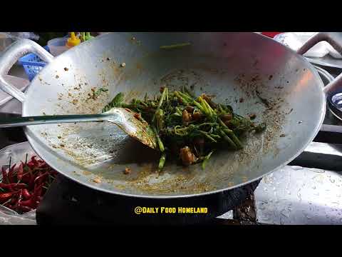 Daily Food Homeland Fried Frog Hot Source with Vegetable, Food Cooking Recipe and Delicious
