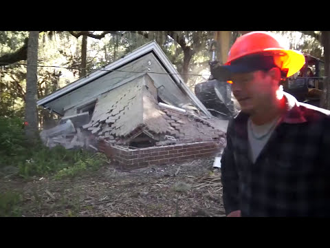 EP 33. TY PENNINGTON TALKS ABOUT BUILDING HIS FIRST TO THE FUTURE HOME®.