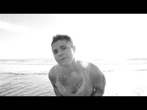 Daphne Willis - Break The Silence (Official Video)