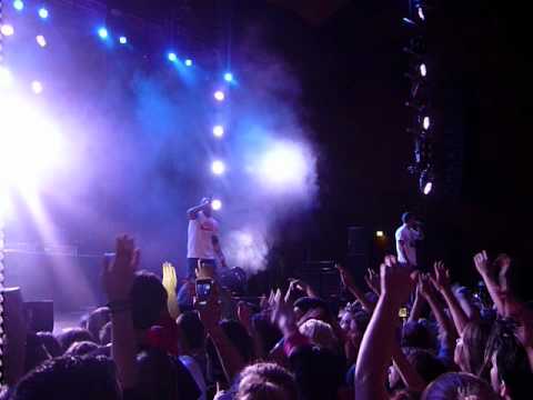 Bushido feat. MoTrip & El Moussaoui - BERLIN ; LIVE @ Stuttgart Liederhalle