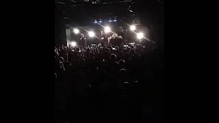 Trailer dame Jena Schneekugel