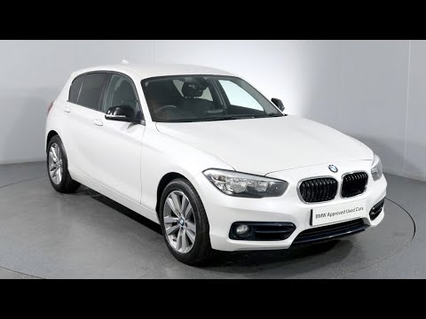 BMW 1 SERIES 118d Sport 5dr [Nav]