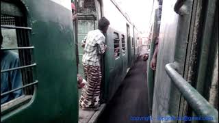 Unbelievable !!! Man Jumped Between Running Trains