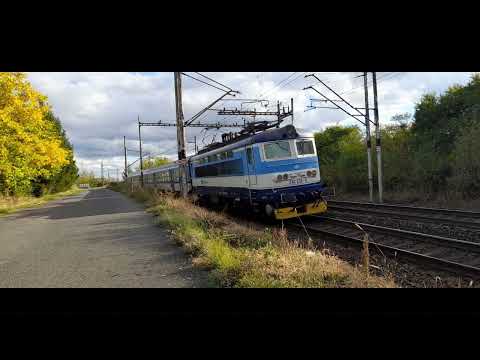 Pozdrav lokomotiva řady 242 - Škoda 73 E "Plecháč"