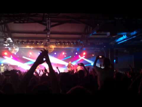 Capital Cities - Stayin' Alive (Bee Gees cover) Live @ Jose Cuervo Salon