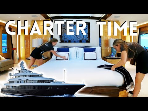 Charter Time! Super @yachtarience5061  and Chef @OliveOilandGasoline get ready.