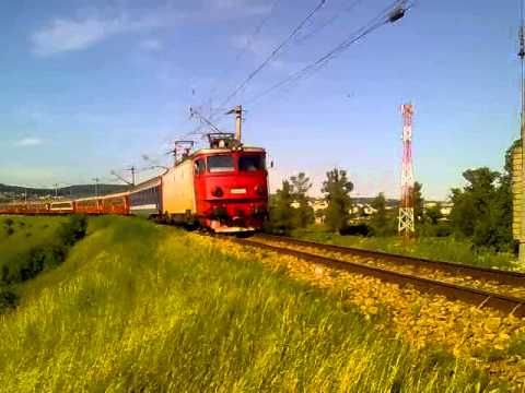 A 1765 Iasi-Timisoara tras de 40-0666-4 cu mecanic de treaba ! 14 iunie 2011
