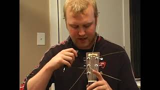 How to Tighten Guitar Strings