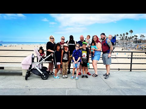 Beach day with another polyamorous family! #polyamory #polyfamory