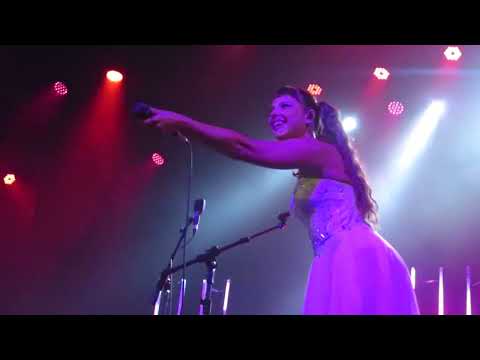 julia mestre @ teatro claro: mudar o mundo / de toda mãe / deusa inebriante