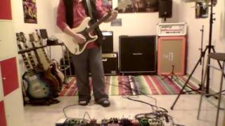 Video thumbnail for Demo Room 2011-03-23: Harley Benton 4x12" Vintage Cab (Celestion V30) by hermeticoguitar