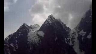 preview picture of video 'Badrinath, Glaciers, Uttrakhand, India'