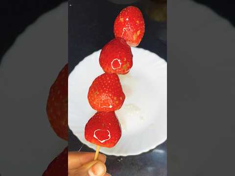 Strawberry Tanghulu Chinese Snacks #shorts #shortsfeed #youtubeshorts #trending #shortvideo #viral