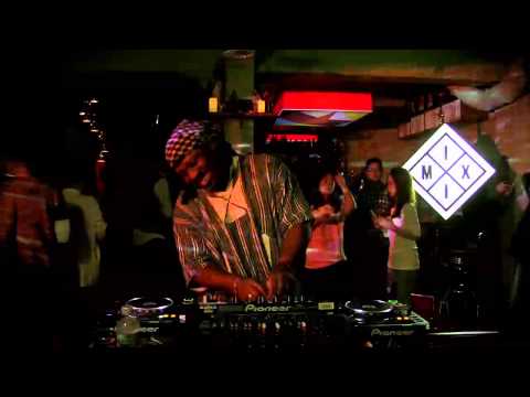 MIXMIX052 Ian Friday 🇺🇸