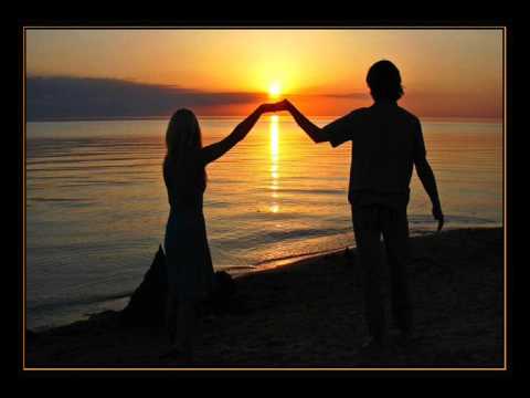 Freyo feat. Lsk - Живеят Само Влюбените