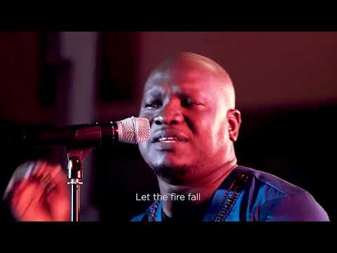 Kobby Mantey - Ye Hia Wo