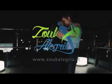 einamsokti.lt - Raimondas & Giedrė - Zouk improvisation on the roof in Klaipeda