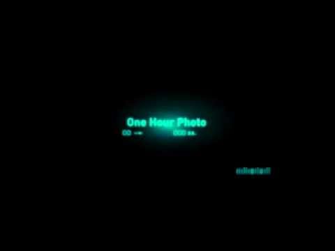 One Hour Photo – Opening title