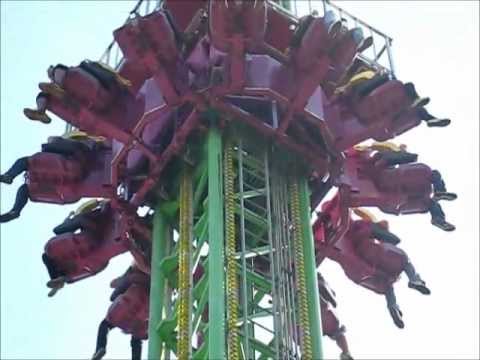 LA TORRE EN EL PARQUE NACIONAL DE DIVERSIONES DE SAN JOSE, COSTA RICA