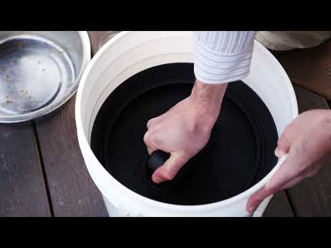 The Airscape® Bucket Insert for Bulk Storage and Preservation