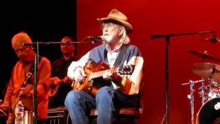 Don Williams - I Recall a Gypsy Woman (Houston 11.13.14) HD