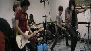 The Mistakes - Guys Like You Make Us Look Bad [live @ maranello 21/02/10]