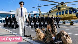 CEO vuelve para buscar a primer amor, la encuentra casualmente echada por esposo y vive como mendiga