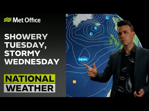 25/09/23 – Breezy with Patchy Cloud – Evening Weather Forecast UK – Met Office Weather