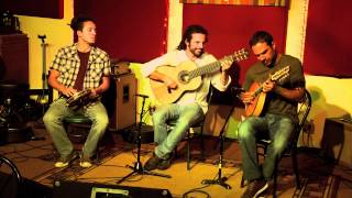 TRIO BRASILEIRO – VIBRAÇÕES (Jacob do Bandolim) – Douglas Lora, Dudu Maia & Alexandre Lora