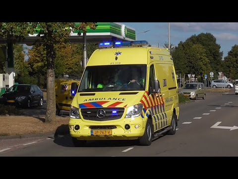 A1 Wietmarscher Ambulance 21-113 met spoed naar Opaalweg in Oss