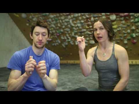 download lagu mp3 mp4 Esther Smith Climbing, download lagu Esther Smith Climbing gratis, unduh video klip Esther Smith Climbing