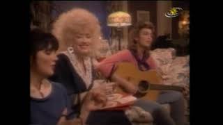 Linda Ronstadt, Dolly Parton &amp; Emmy Lou Harris - To Know Him Is to Love Him
