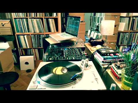 Trackdigger tracked 0107 B1 „Discombobulate“ from the Burnin Babe Ep