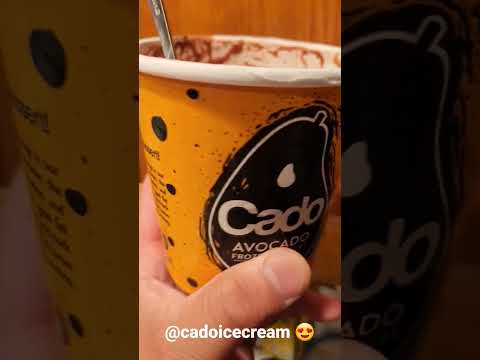 Reminds me of a Reese's chocolate peanut butter cup. So good! #cadoicecream #avocadoicecream
